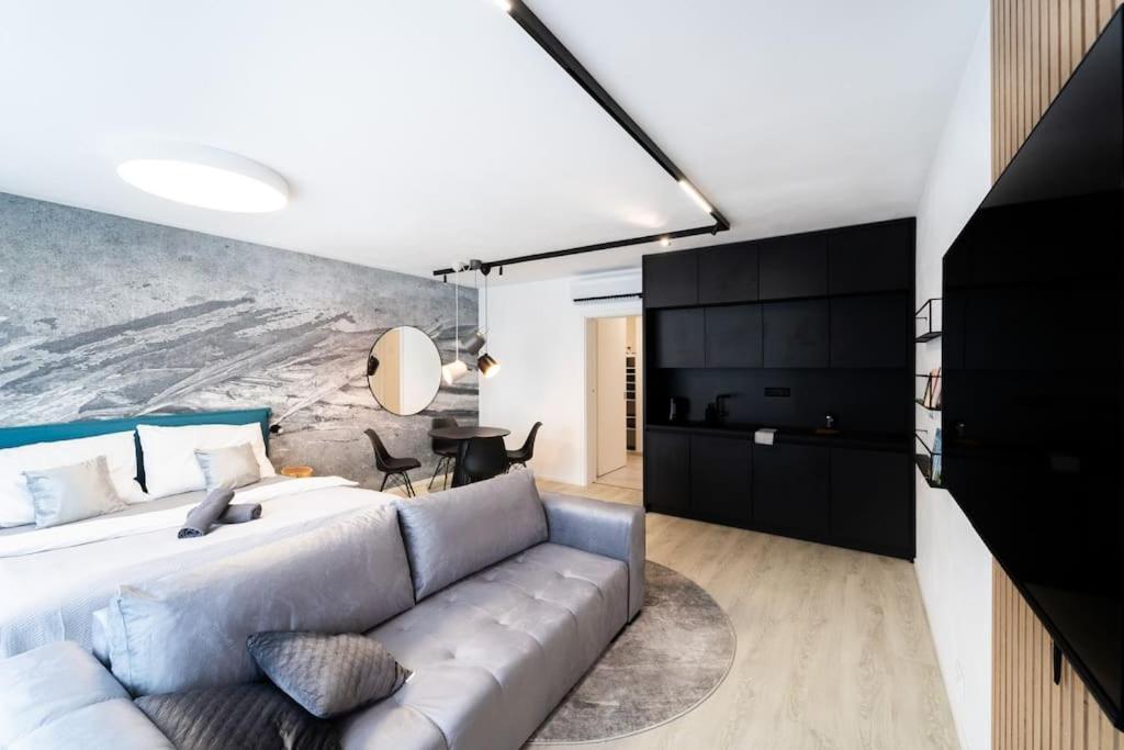 Parkside Harmony Apartment - Брно Экстерьер фото